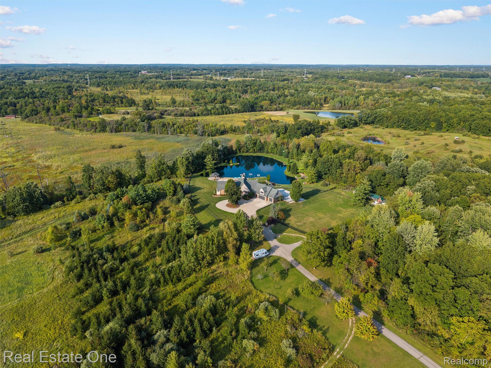 3292 W Sutton Road