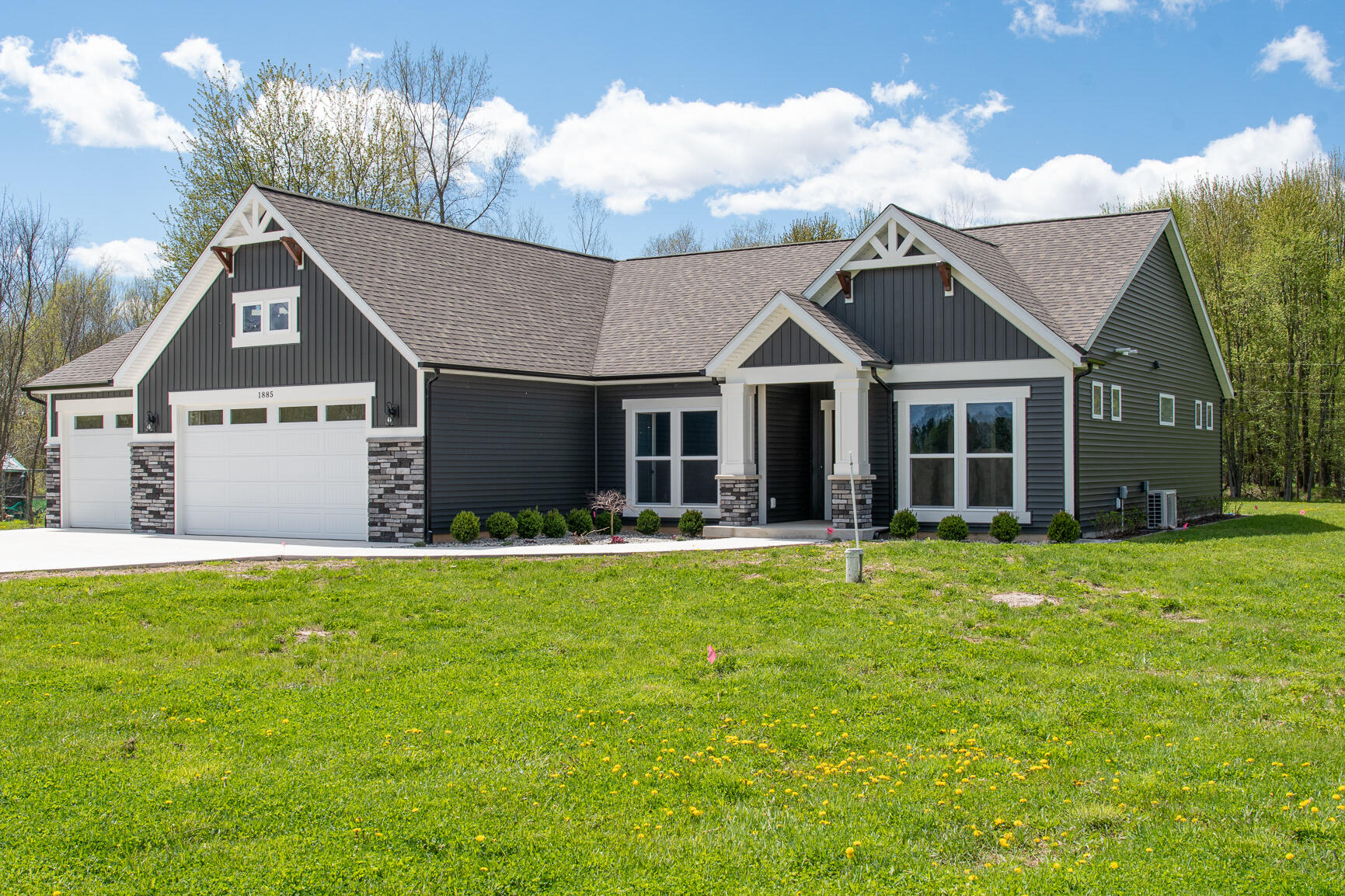 1885 Shaw Road