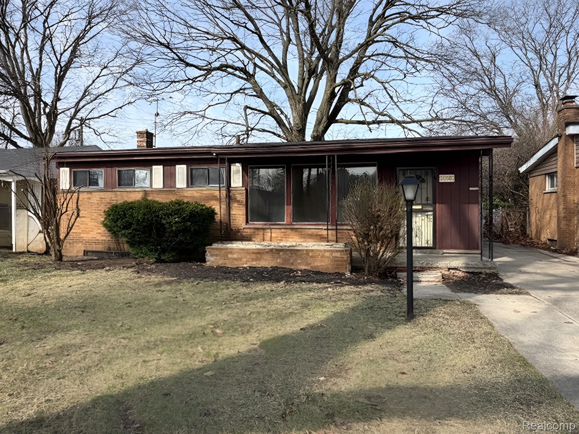 20181 McIntyre Street
