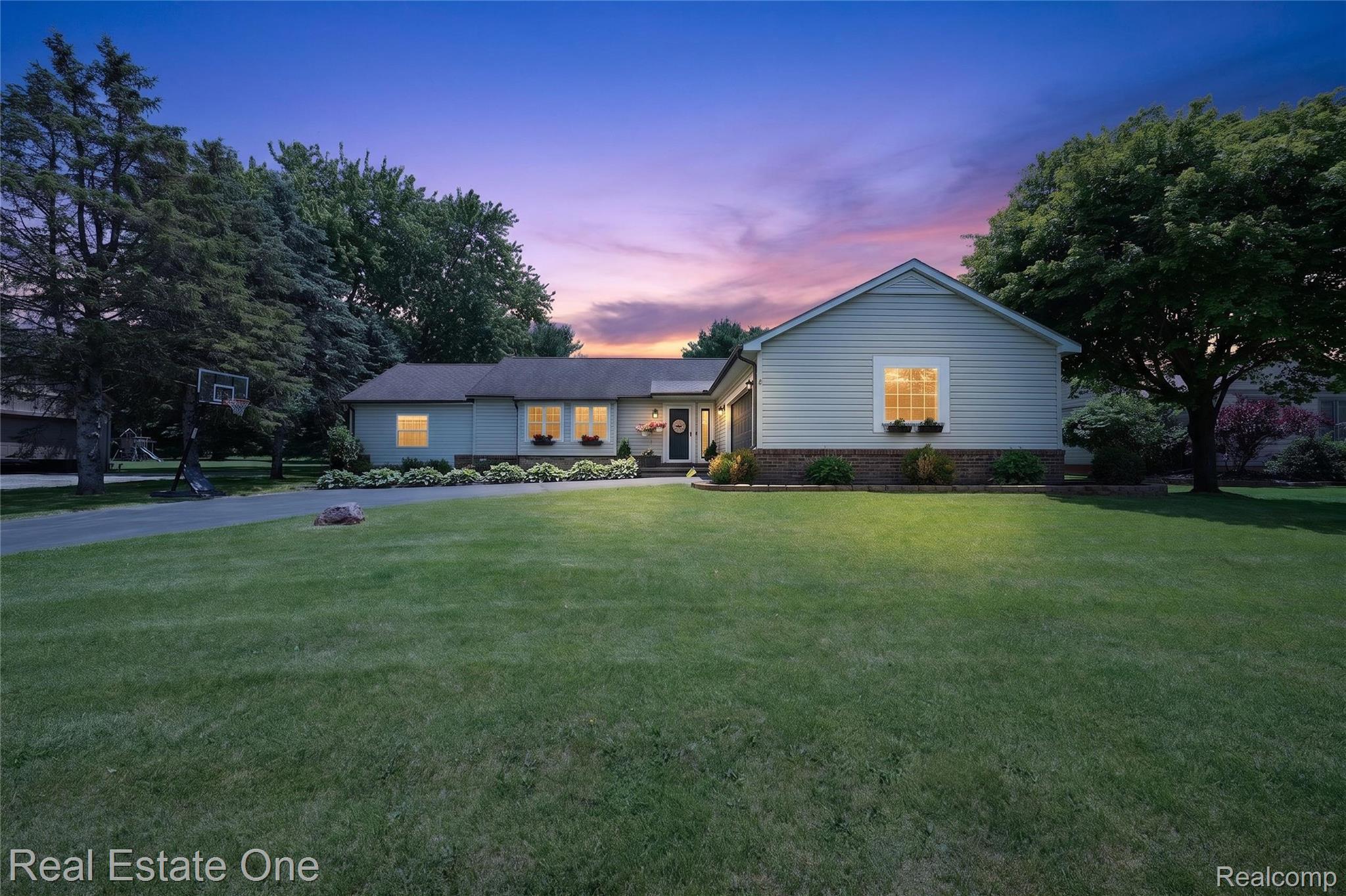 3443 Valley Brook Lane