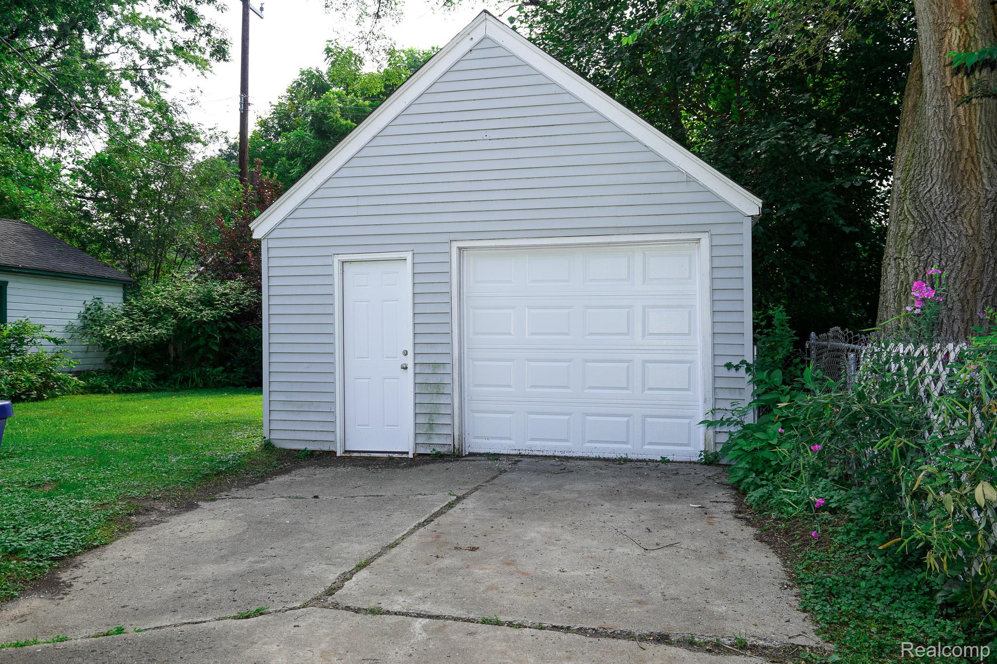 19550 Imperial Highway