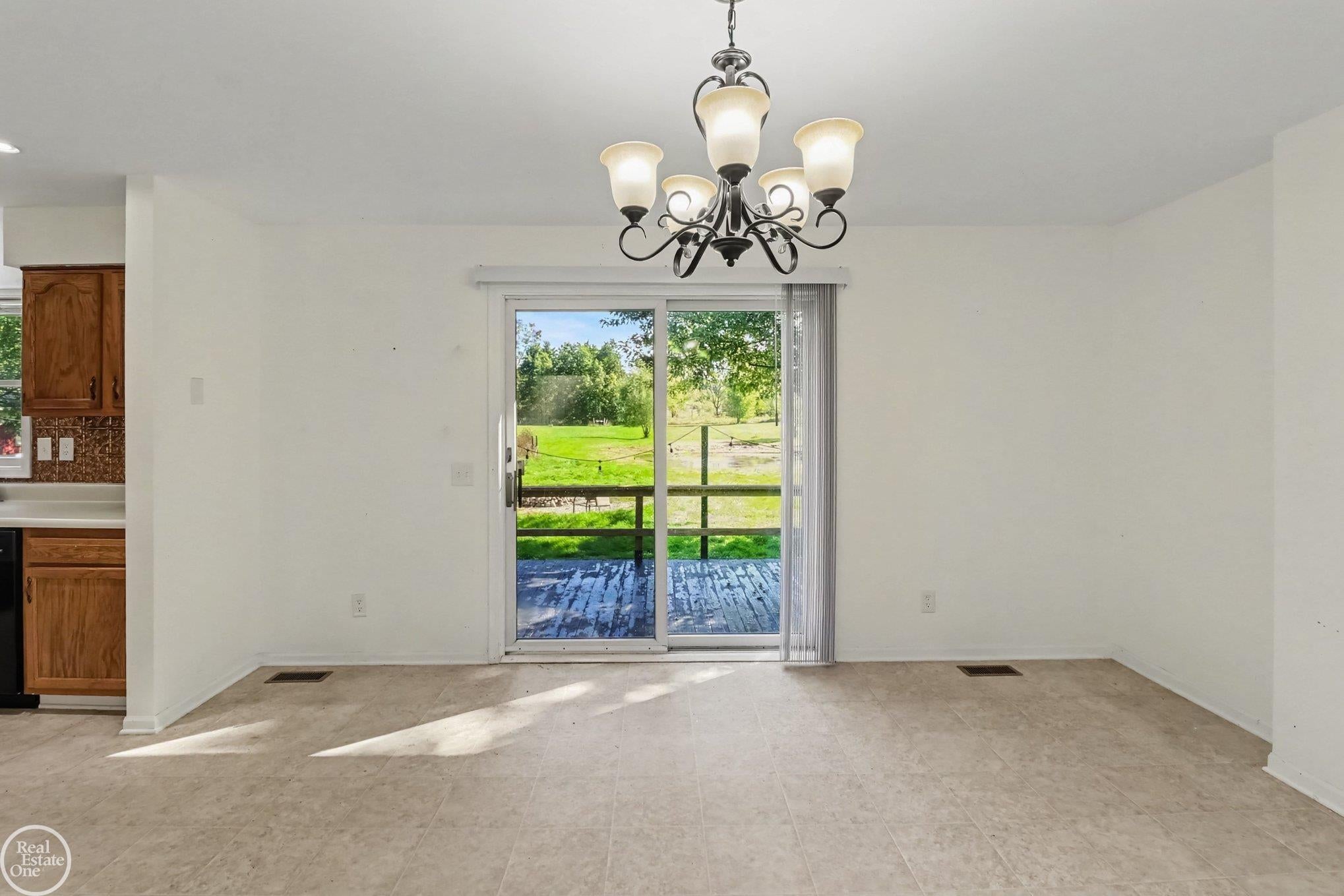1090 Thayer Road