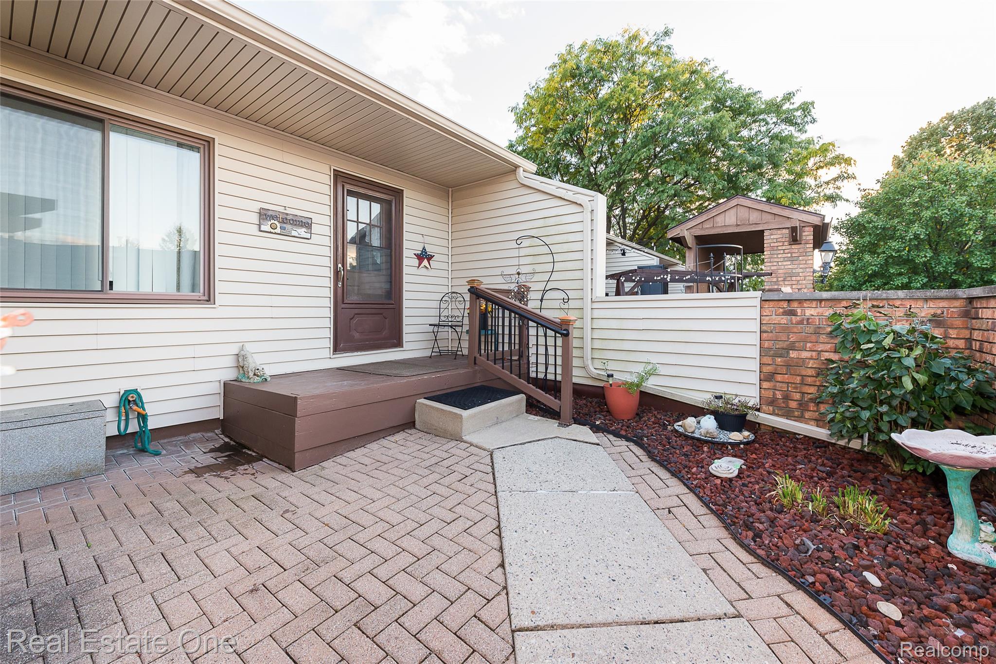 25106 JEFFERSON Court 4