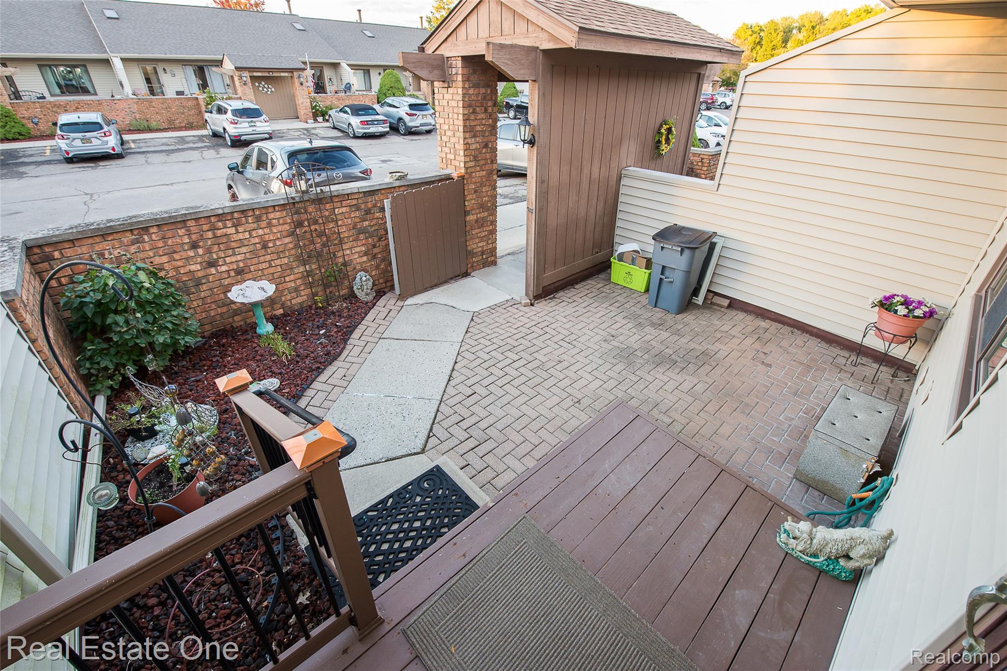 25106 JEFFERSON Court 4