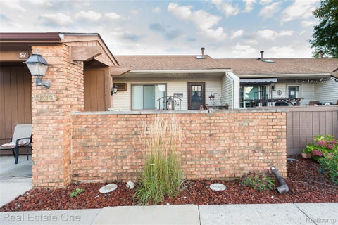 Photo for 25106 JEFFERSON Court 4