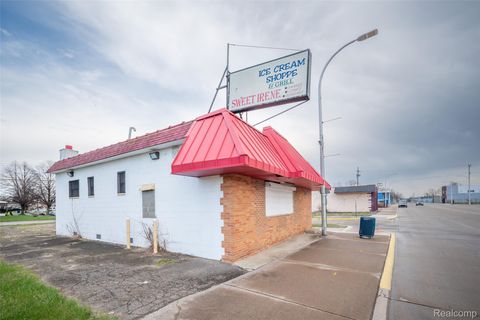 196 Visger Road River Rouge City MI 48218