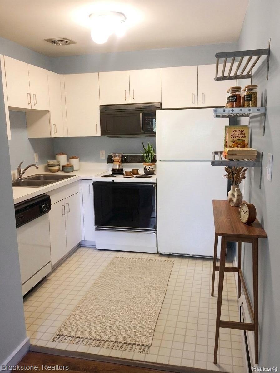 475 S Adams Road #1