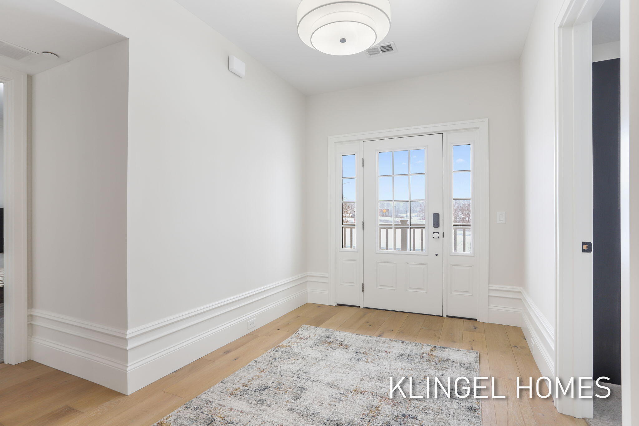 930 W Savidge Street 2