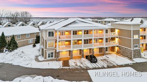 930 W Savidge Street 2 Spring Lake Village MI 49456