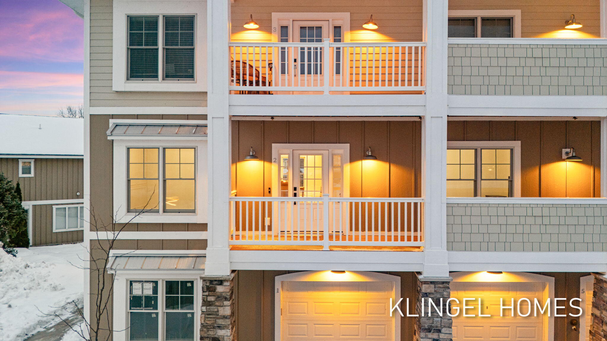 930 W Savidge Street 2