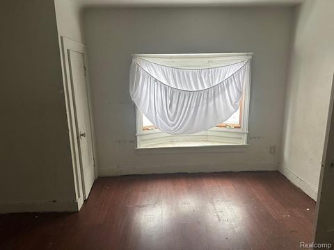 Tiny photo for 142 Perkins Street, Pontiac City, MI 48342 (MLS # 20261016147)