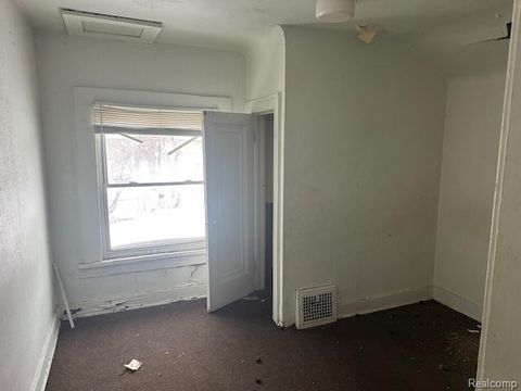 Tiny photo for 142 Perkins Street, Pontiac City, MI 48342 (MLS # 20261016147)