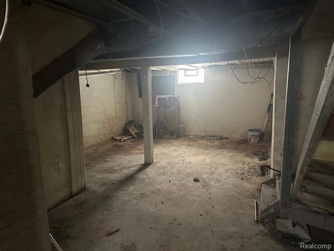 Tiny photo for 142 Perkins Street, Pontiac City, MI 48342 (MLS # 20261016147)