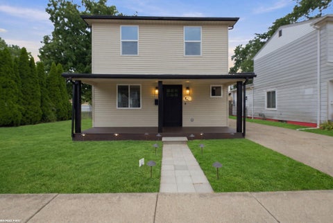 Photo of 28751 Maple Street, Roseville City, MI 48066 (MLS # 58050219265)