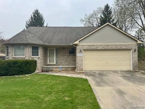 829 Hidden Terrace Waterford Charter Township MI 48327