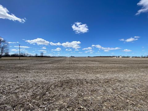 000 Dryden Road Almont Township MI 48003