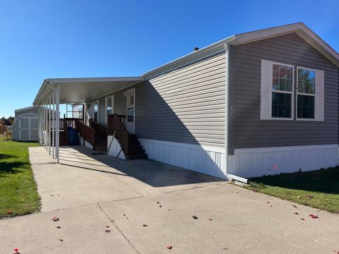 Photo of 1304 Wildfield Lane, Fremont City, MI 49412 (MLS # 72025056131)