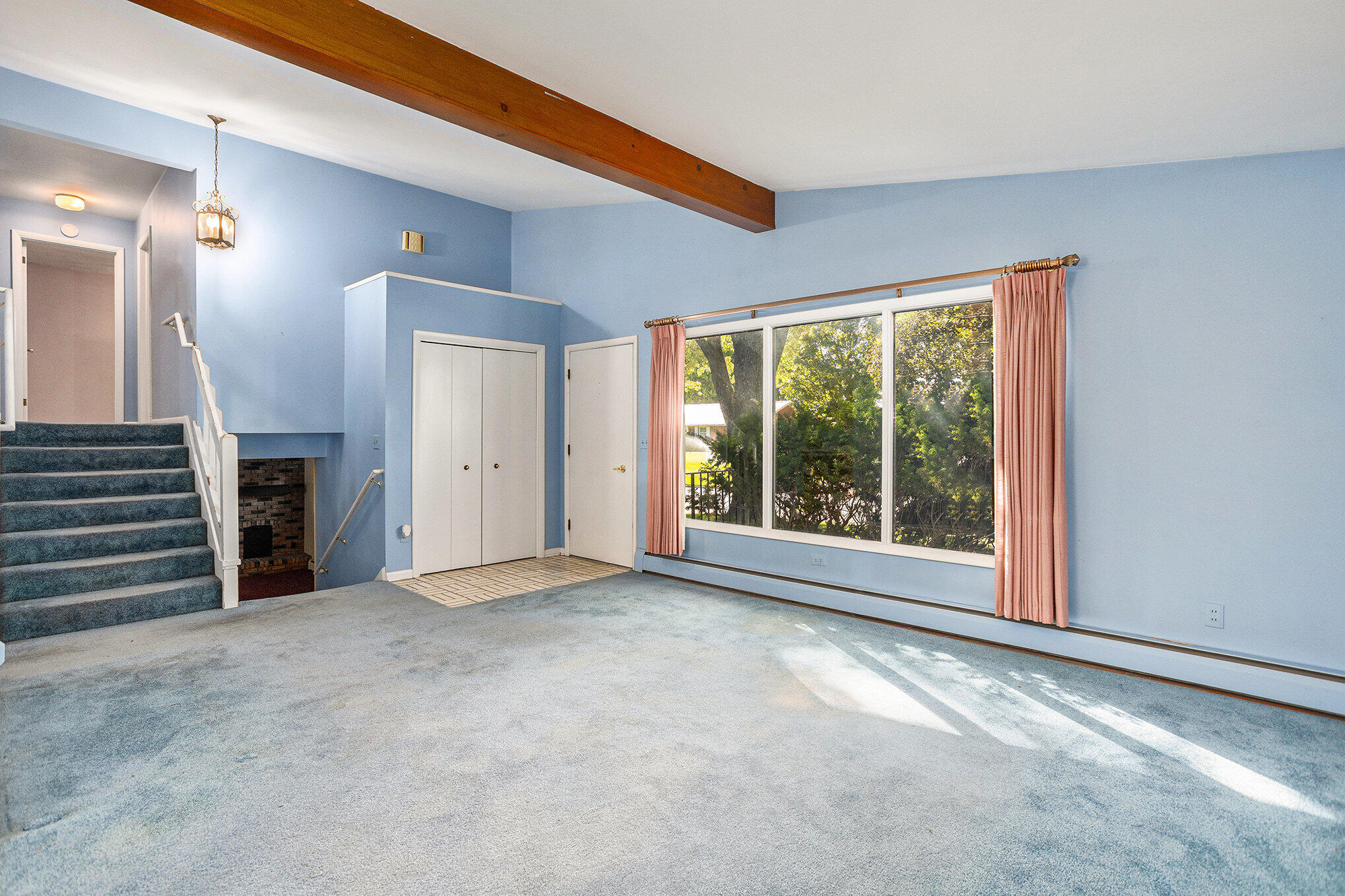 300 Maplecrest Avenue