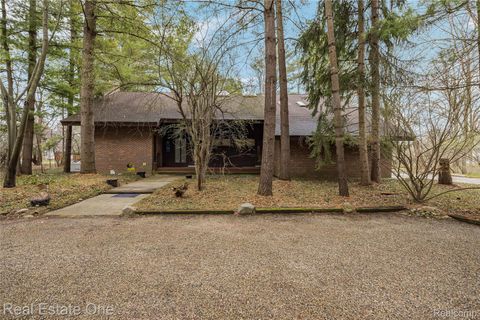 32674 Bingham Lane Bingham Farms Village MI 48025