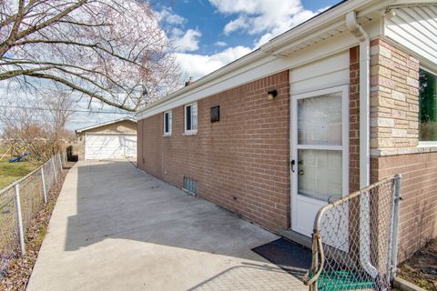 A home in EastpointeCity_Macomb