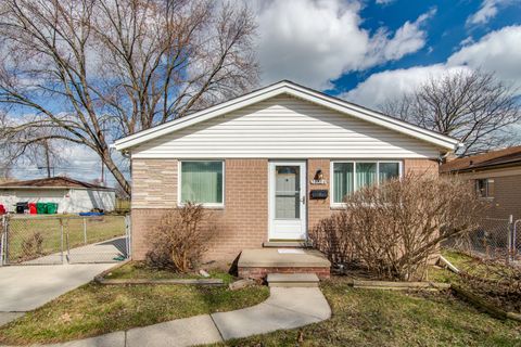 A home in EastpointeCity_Macomb