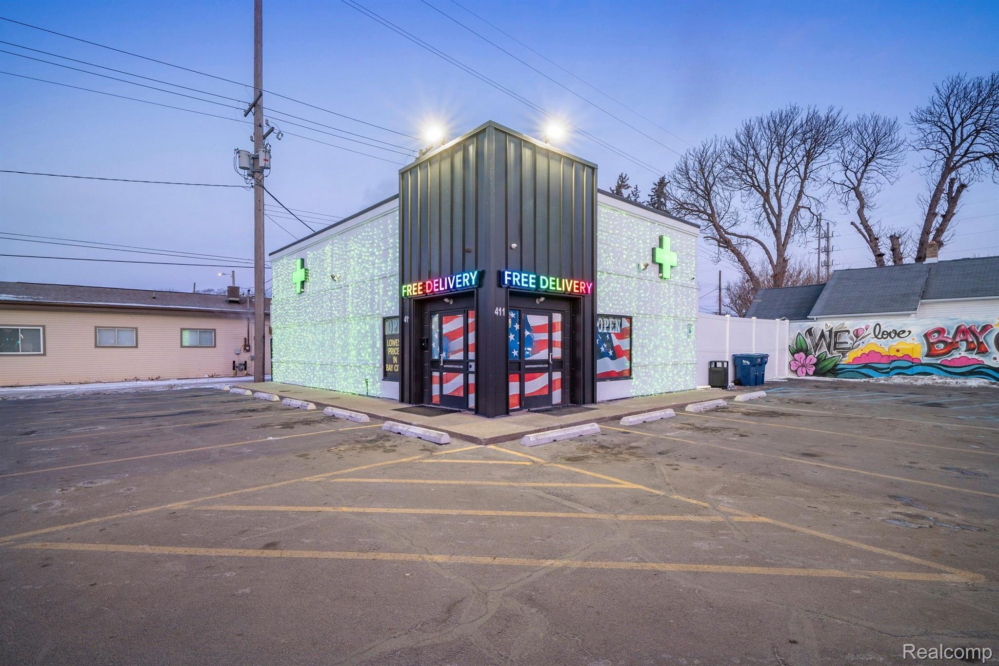 411 LAFAYETTE Avenue