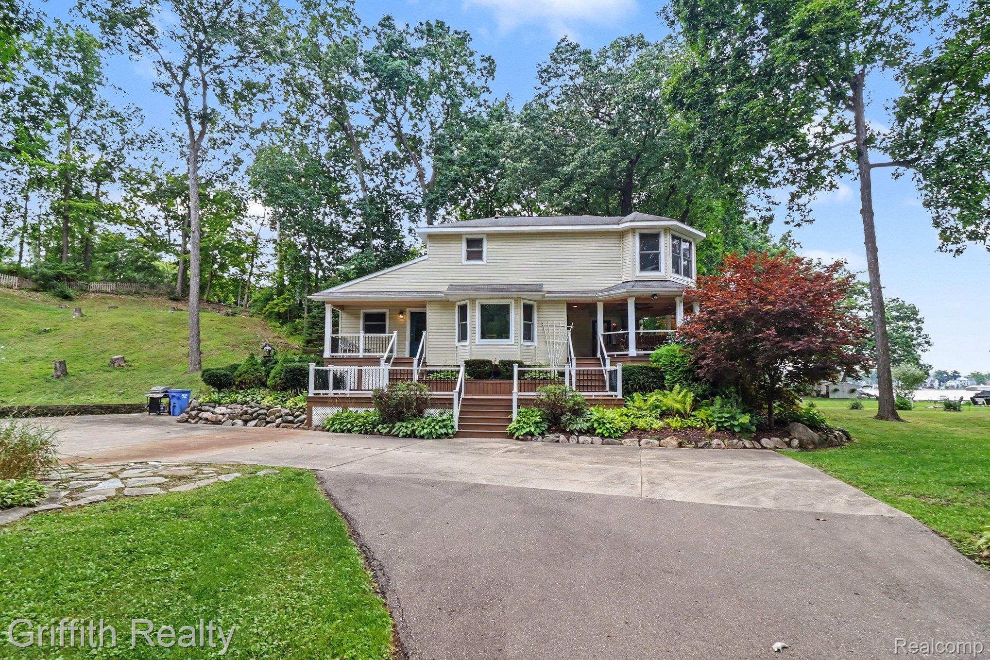 4550 Clifford Road