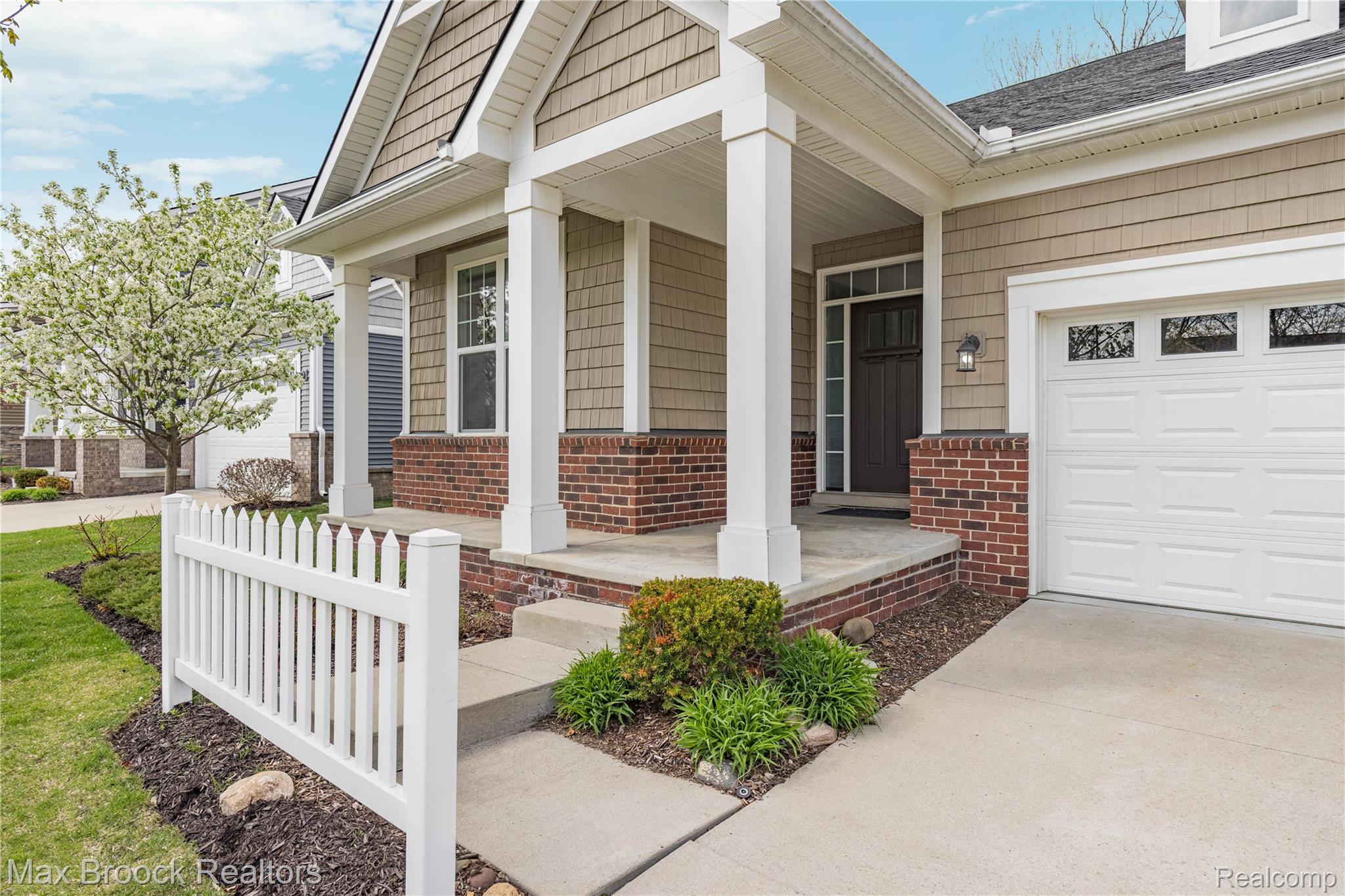 48856 GARDEN LANE