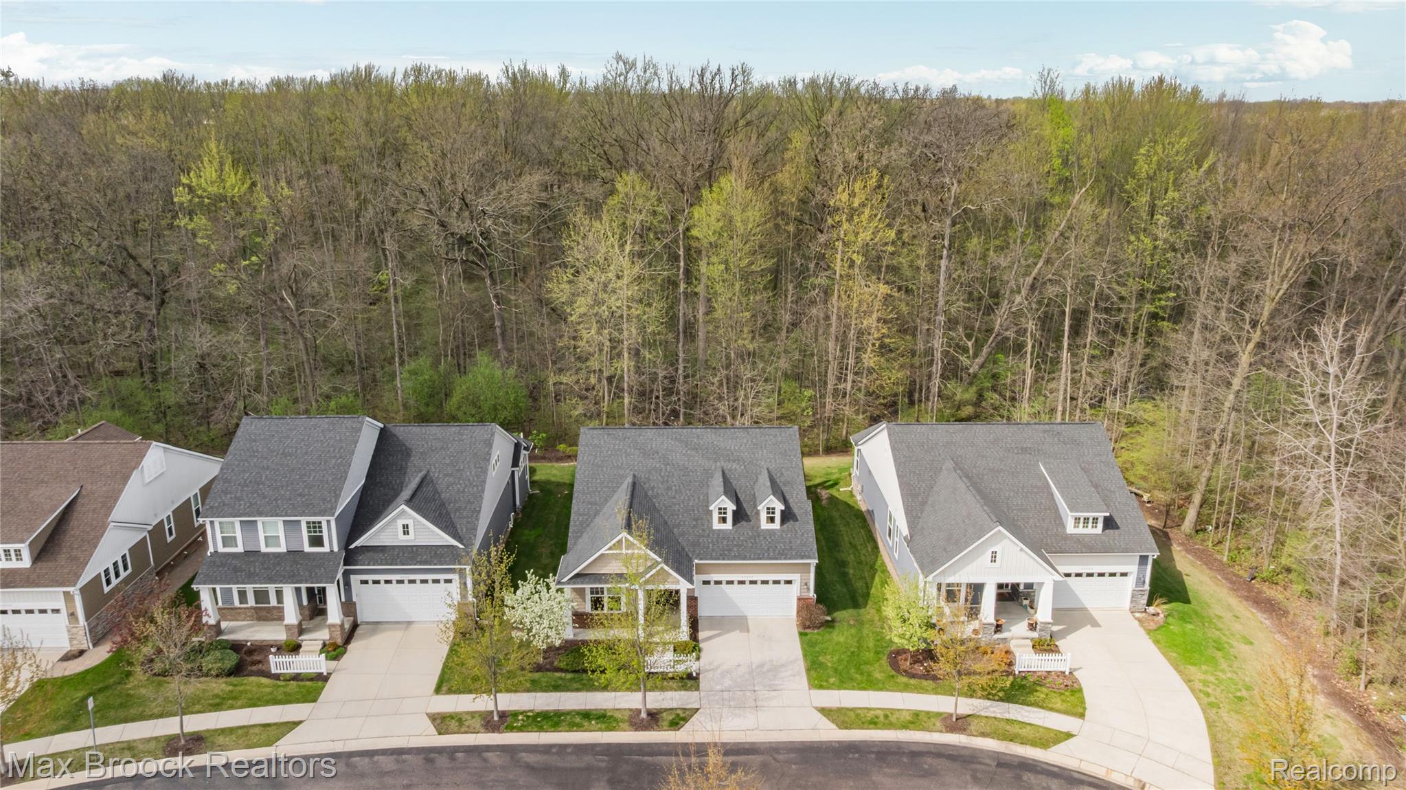 48856 GARDEN LANE