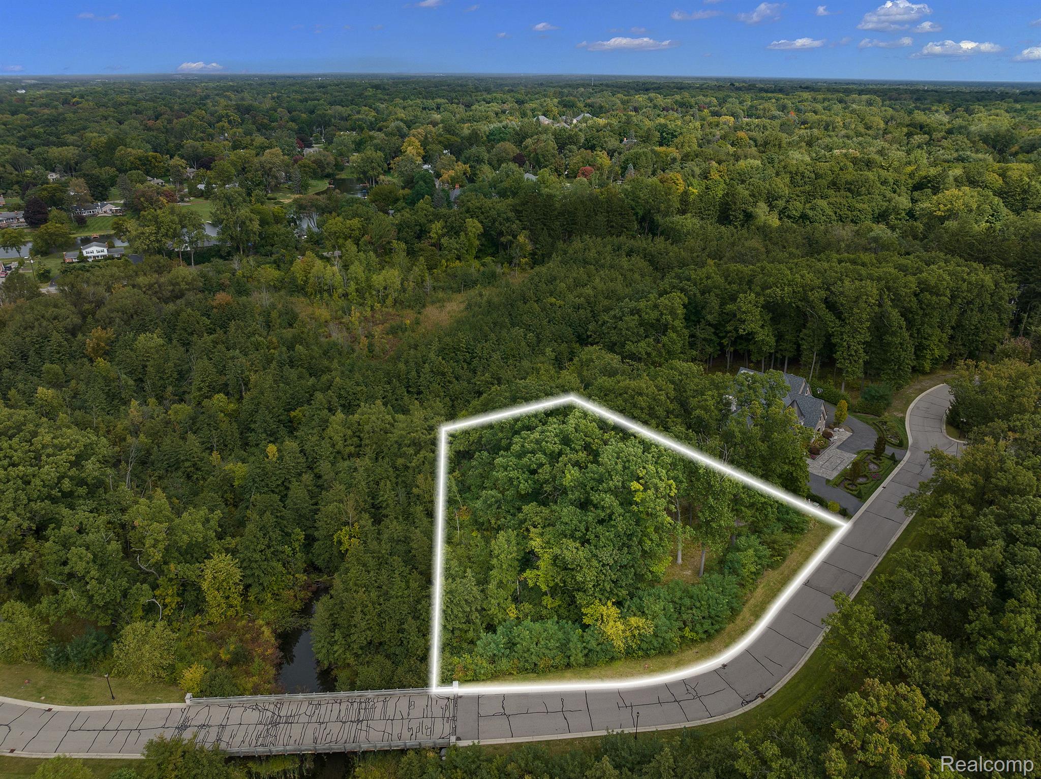 155 BRIDGEVIEW Drive