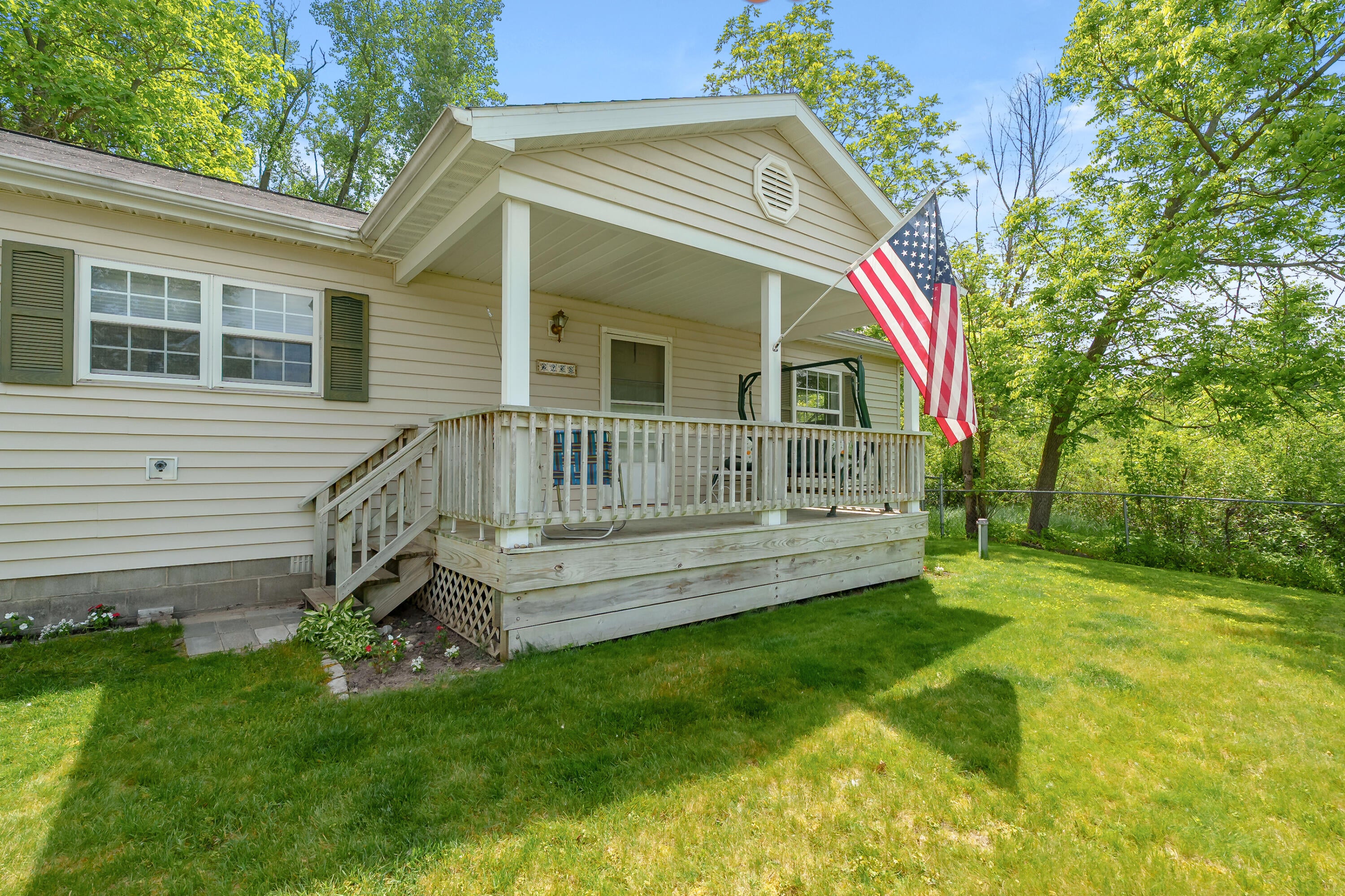 2038 E Bristol Road E