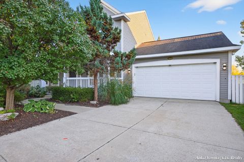 3668 Running Brook SE Kentwood City MI 49512