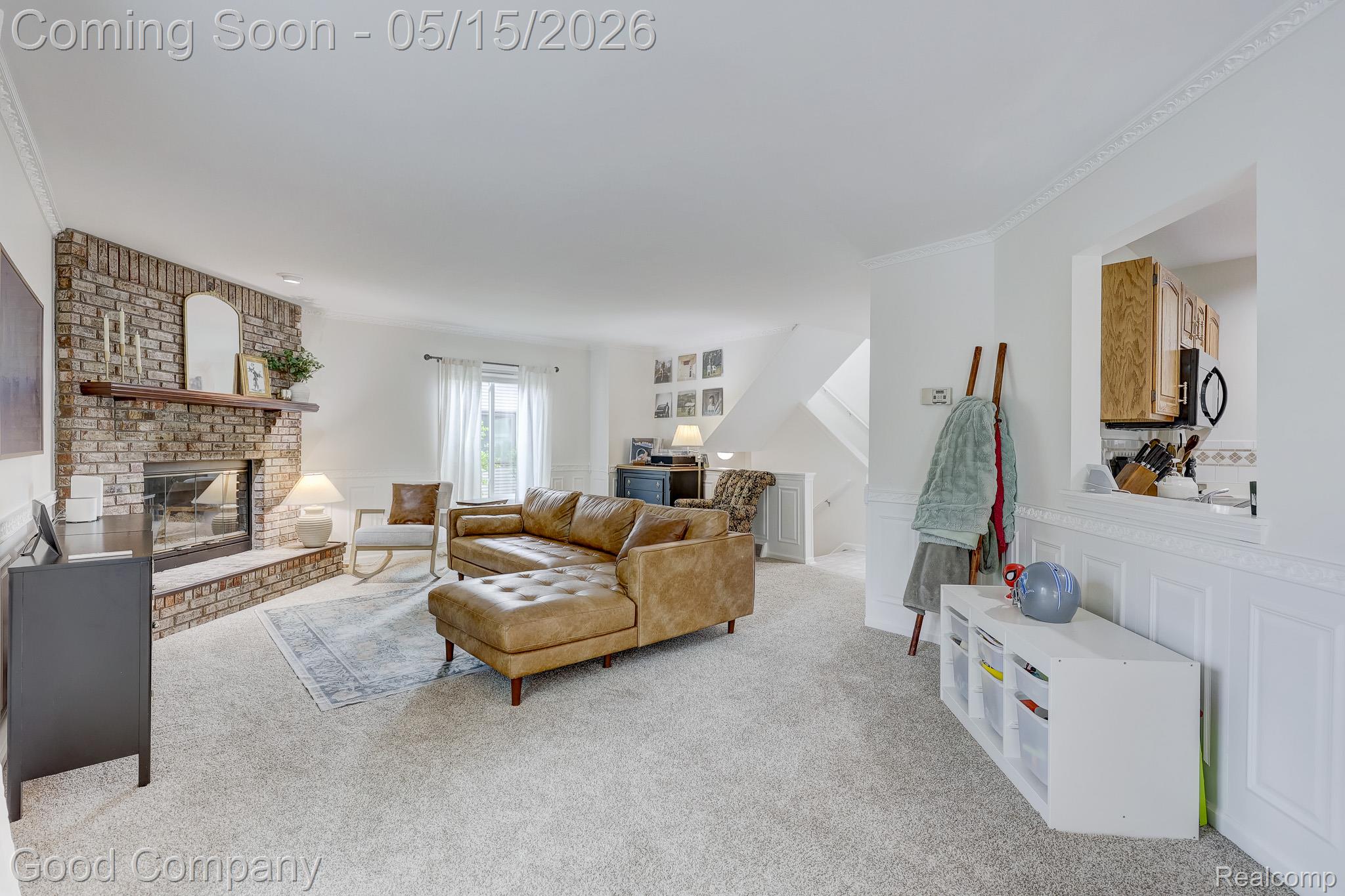 2370 Lansbury Drive