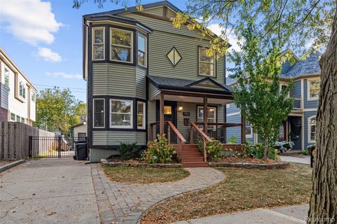 986 Smith Avenue Birmingham City MI 48009