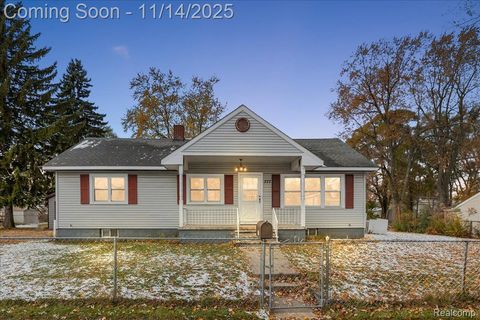 777 Emerson Avenue Pontiac City MI 48340