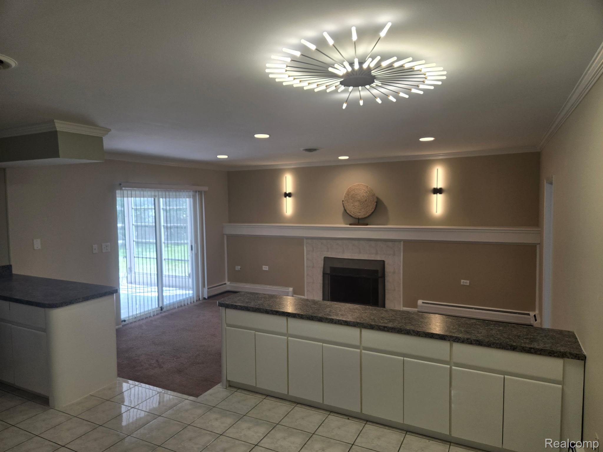 Southfield City, Michigan 48076, United States, 3 Bedrooms Bedrooms, ,2 BathroomsBathrooms,Residential,Active,195165