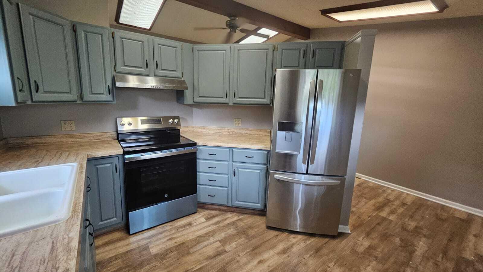 Addison Village, Michigan 49220, United States, 3 Bedrooms Bedrooms, ,1 BathroomBathrooms,Residential,Active,182474