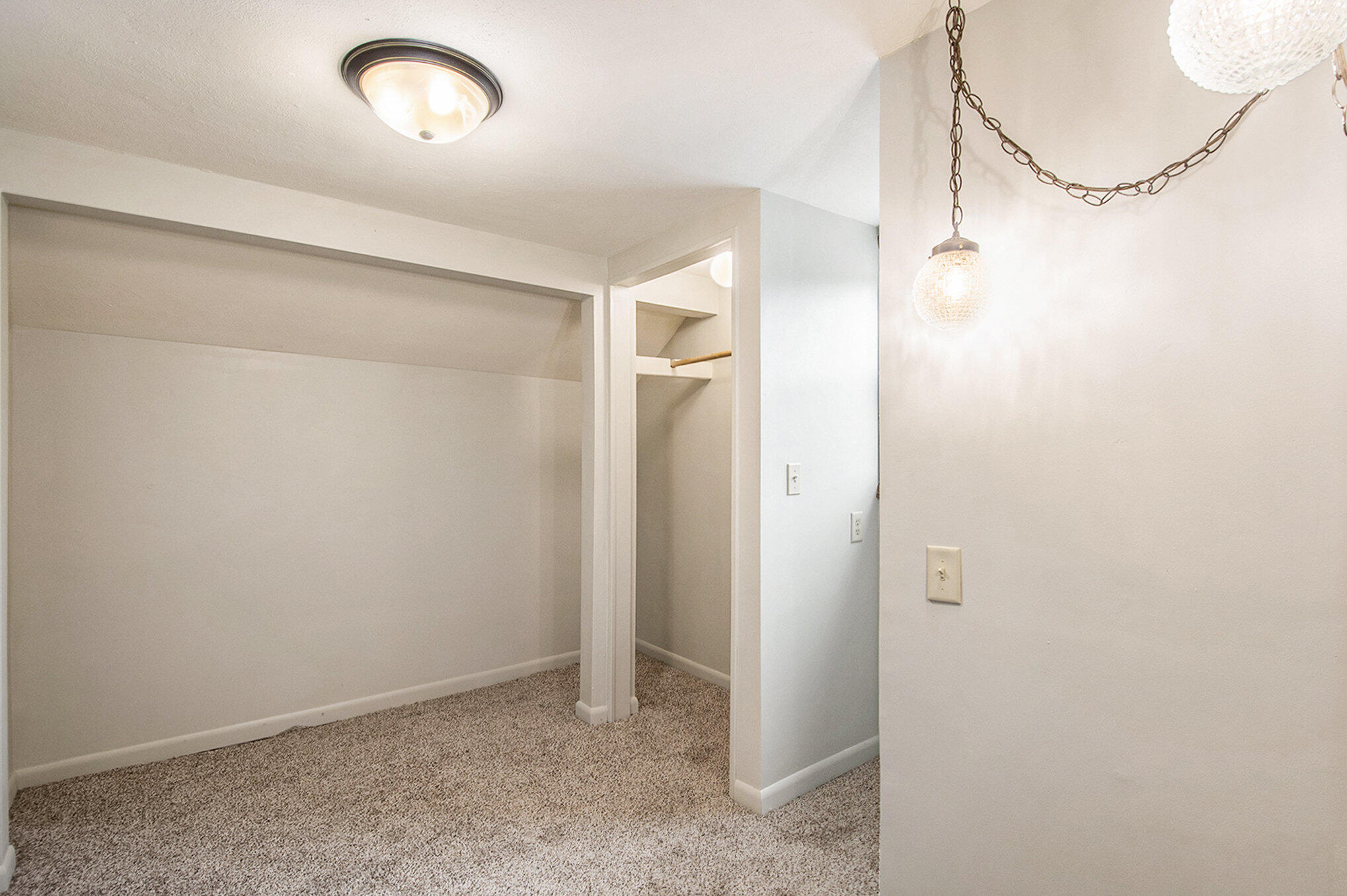 Addison Village, Michigan 49220, United States, 3 Bedrooms Bedrooms, ,1 BathroomBathrooms,Residential,Active,182474