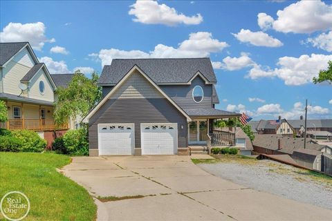 538 N 2ND Street St Clair City MI 48079