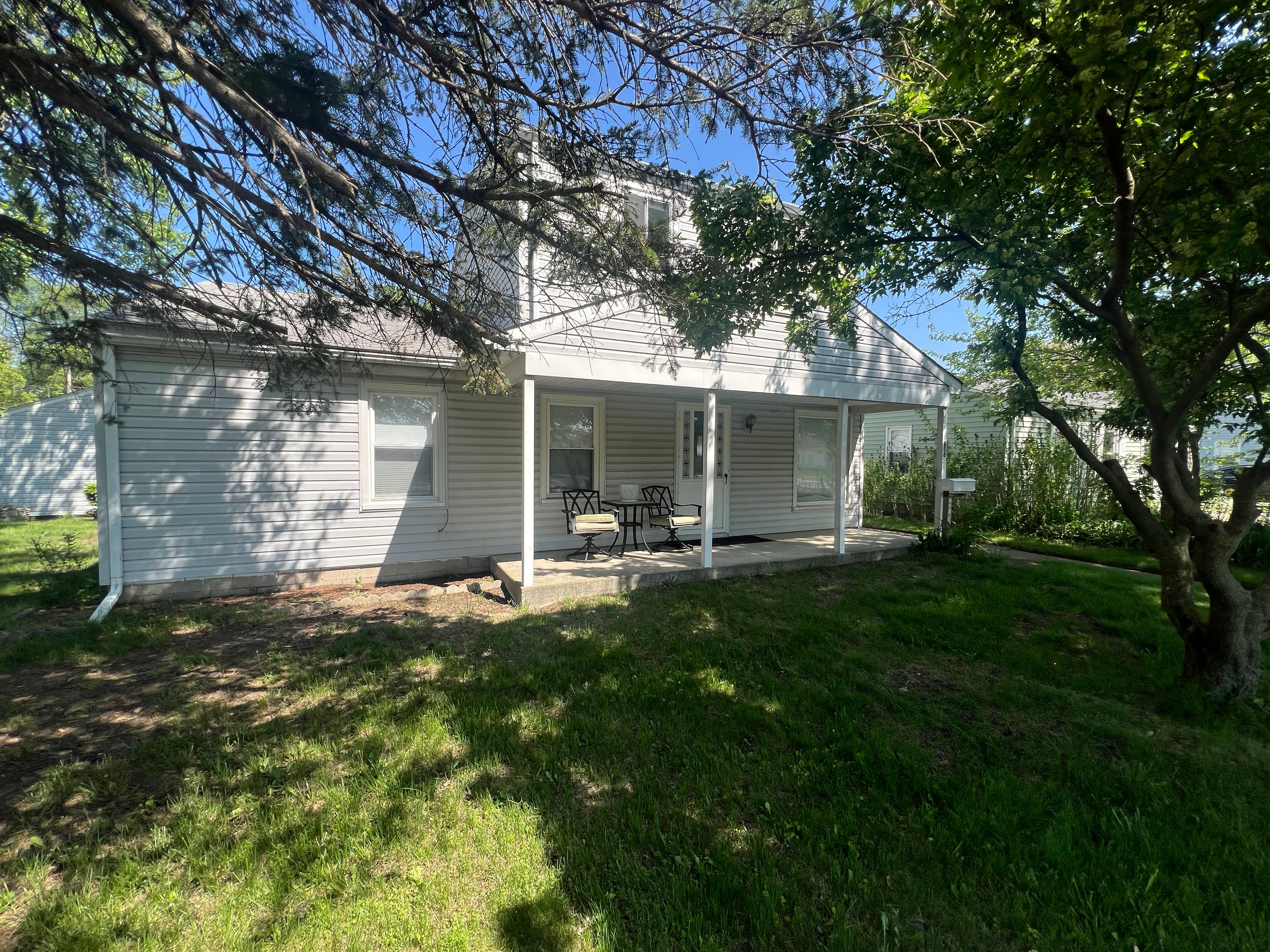 Listing image 2