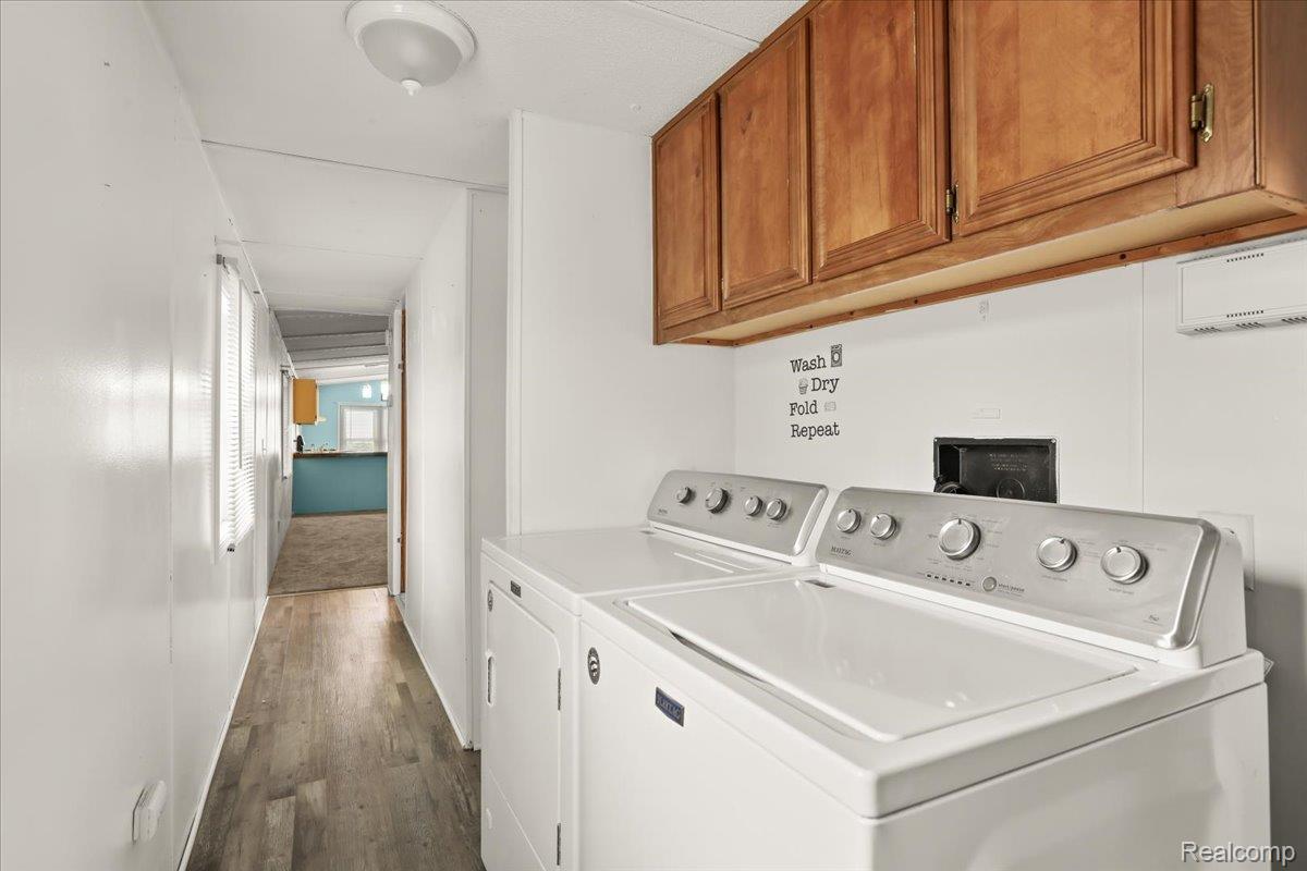 Shelby Charter Township, Michigan 48315, United States, 2 Bedrooms Bedrooms, ,1 BathroomBathrooms,Residential,Active,146900