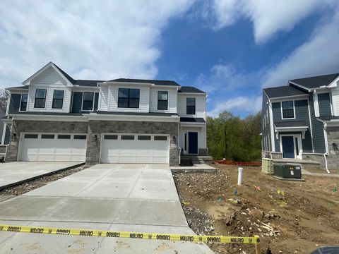 5340 Trail Vista Drive West Bloomfield Charter Township MI 48323