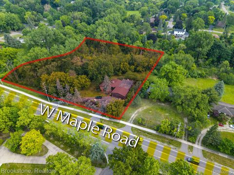 4665 W Maple Road Bloomfield Hills City MI 48301