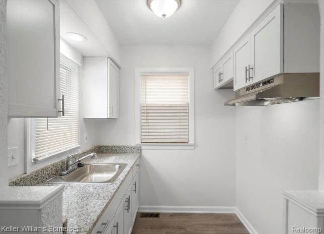 22625 Oaklane Street