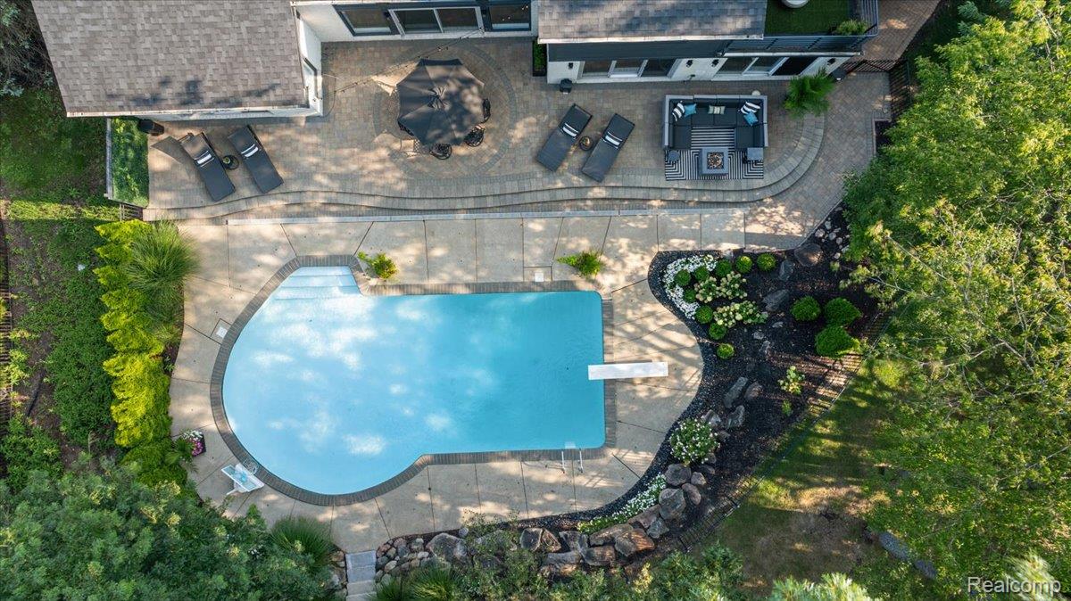 4884 Cider Hill Drive