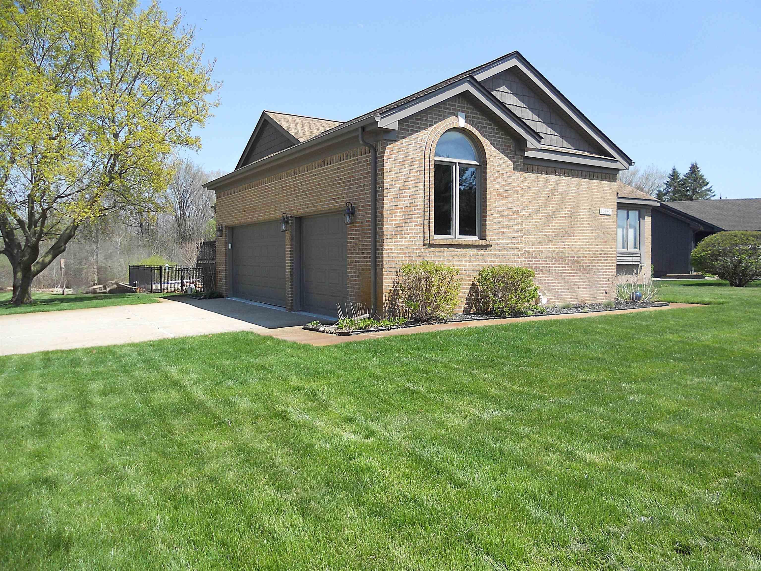 10690 OXBOW HEIGHTS Drive
