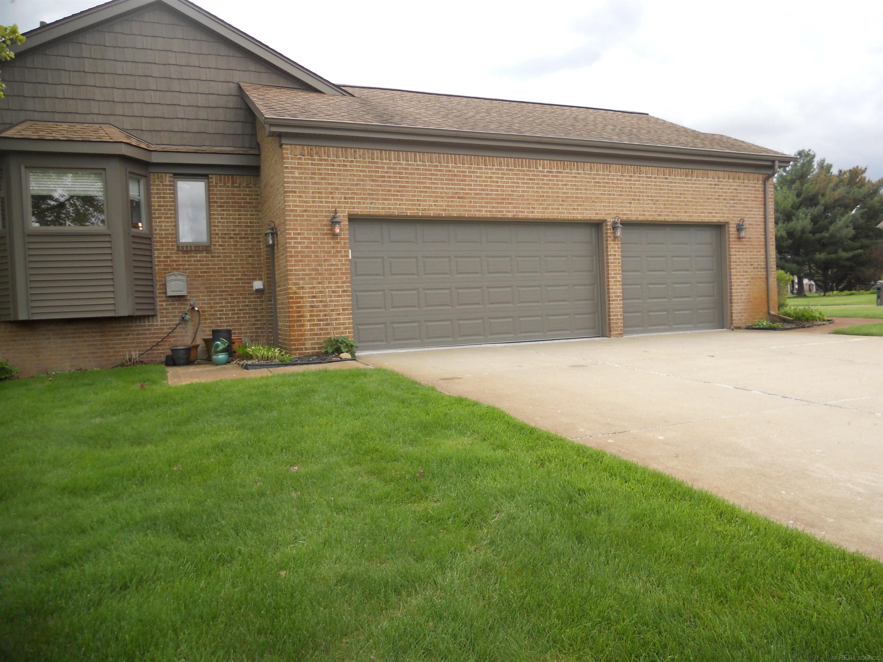 10690 OXBOW HEIGHTS Drive