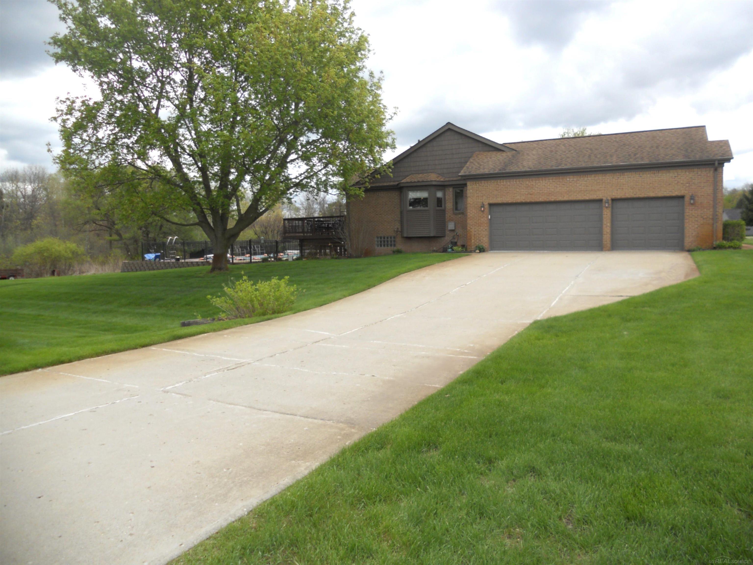 10690 OXBOW HEIGHTS Drive
