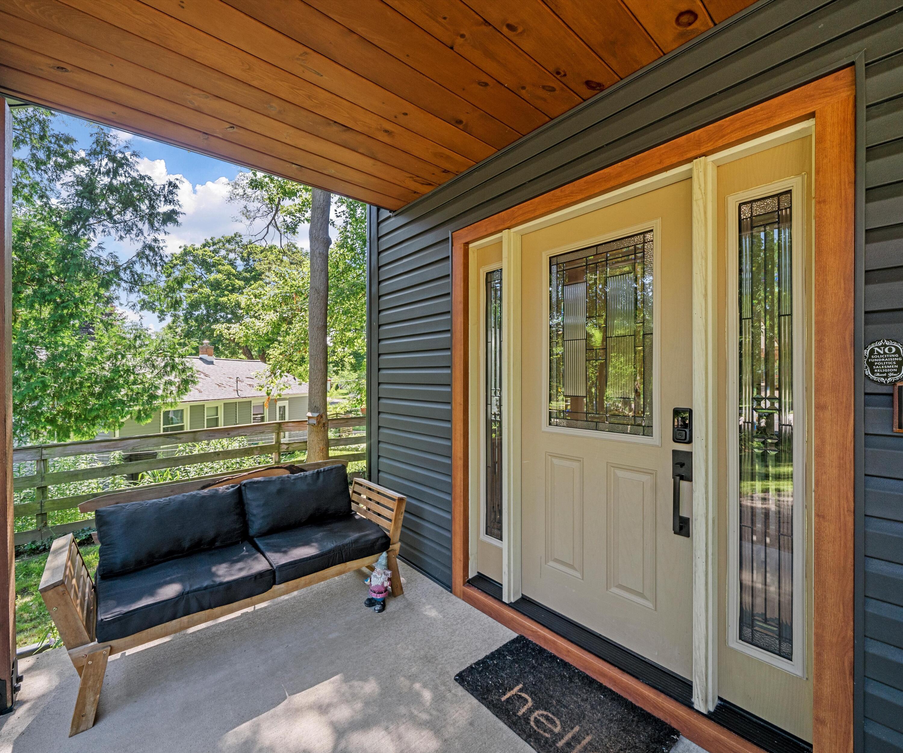 820 Barton Drive