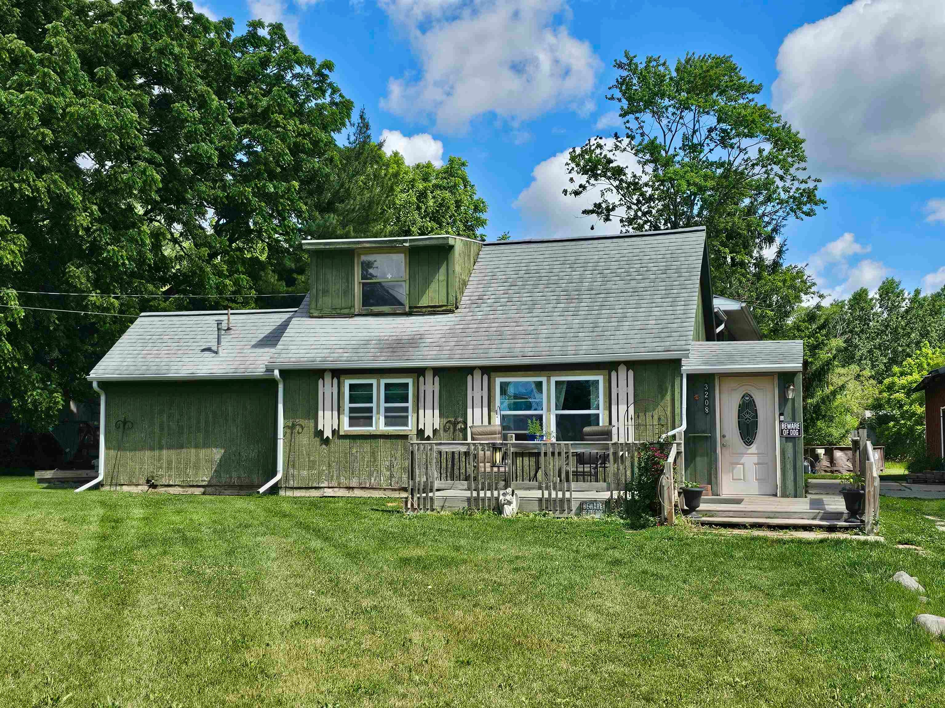 3208 W Bath Road